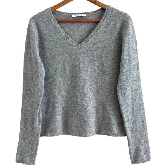 Ann Taylor Cashmere V neck Sweater Small Gray Preppy Quiet Luxury Soft Girl - Picture 1 of 8